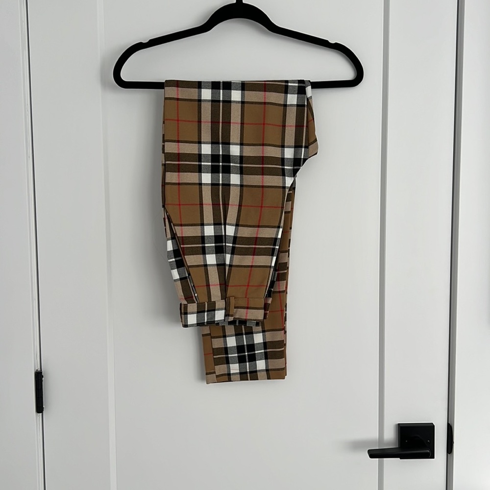 Editorial Burberry print plaid pants